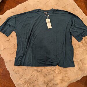 🔵 Eileen Fisher Body Tee – Size L – NWT – $138 Retail